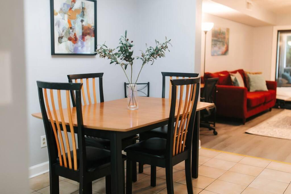 Cozy 3-Bed Athens Getaway, Right Near Uga! Appartement Buitenkant foto