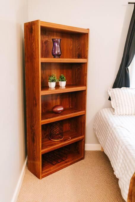Cozy 3-Bed Athens Getaway, Right Near Uga! Appartement Buitenkant foto